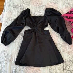 Katie J Size M (10) girls tween ARI satin dress, black.